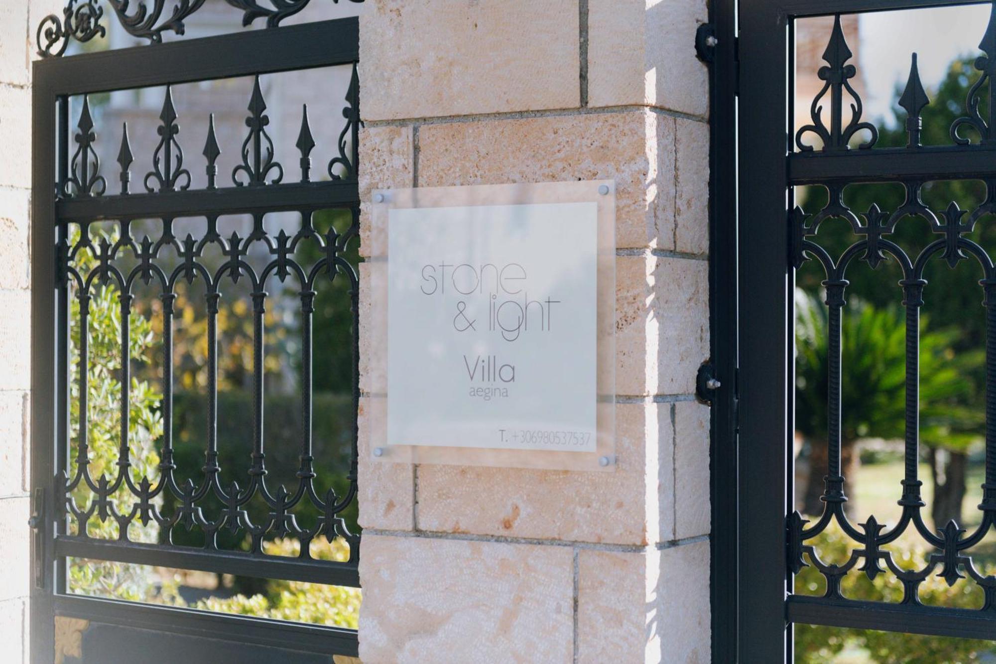 Seaside "Stone & Light Villa Ii" Close To Aegina City Khloi Bagian luar foto