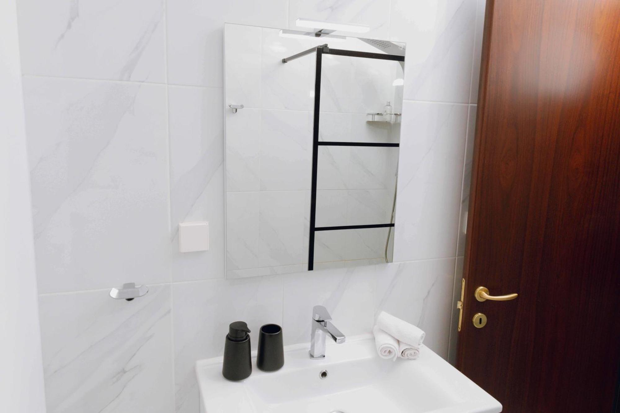 Seaside "Stone & Light Villa Ii" Close To Aegina City Khloi Bagian luar foto